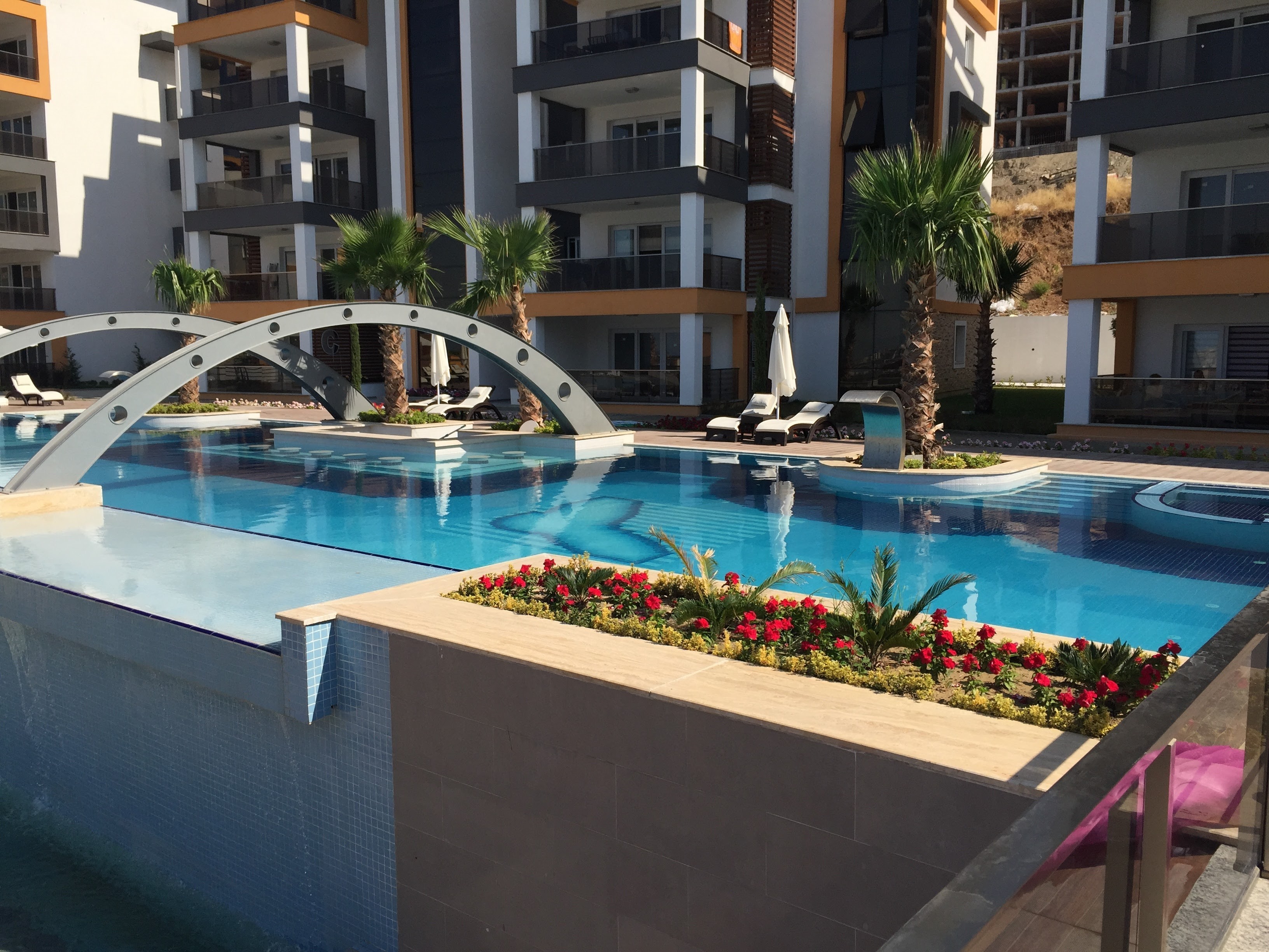 Şehrin Gürültüsünden Uzak ve Şehre Yakın!!