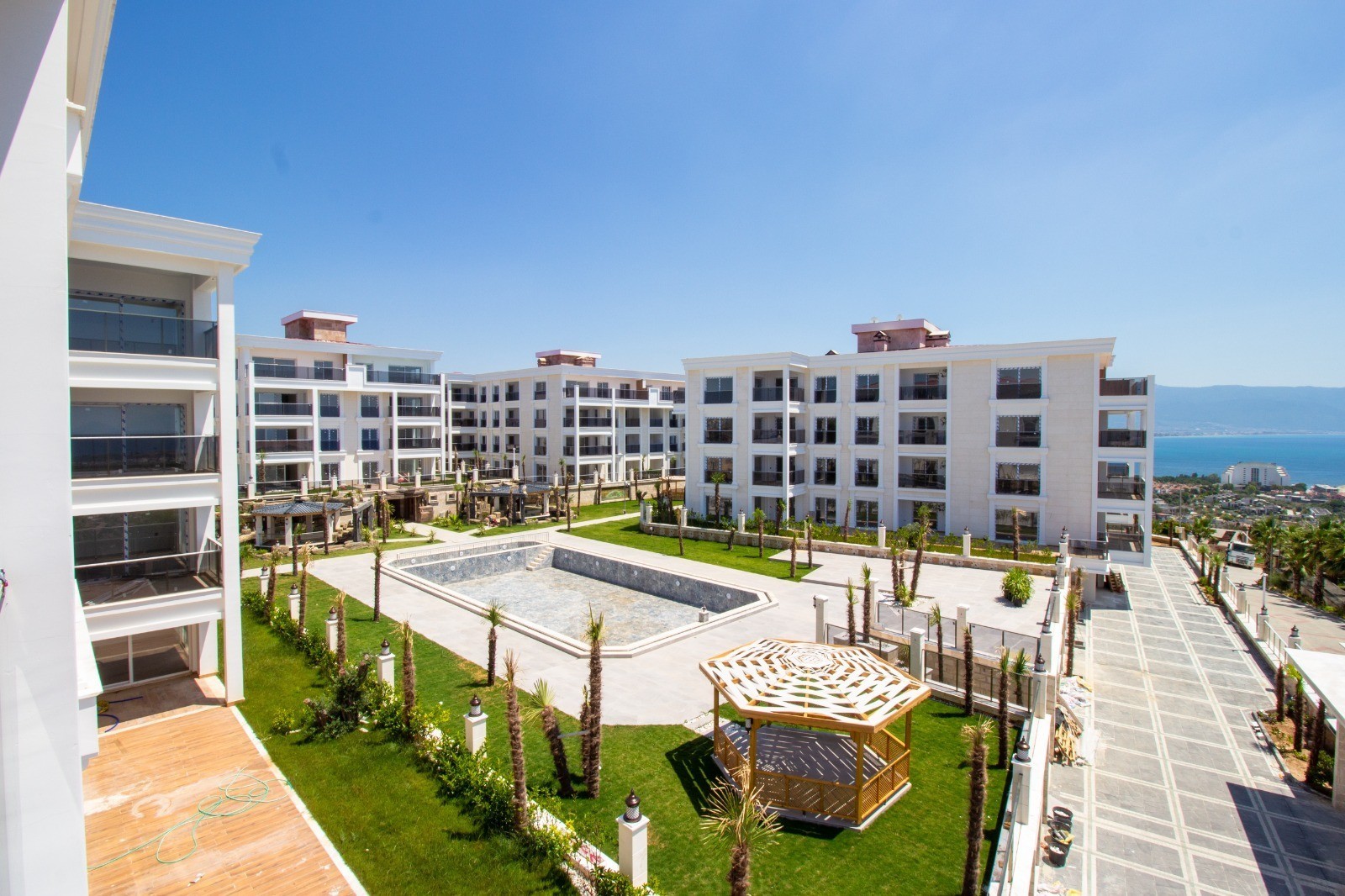 Dört Mevsim Tatil Tadında Yuvanız !!!