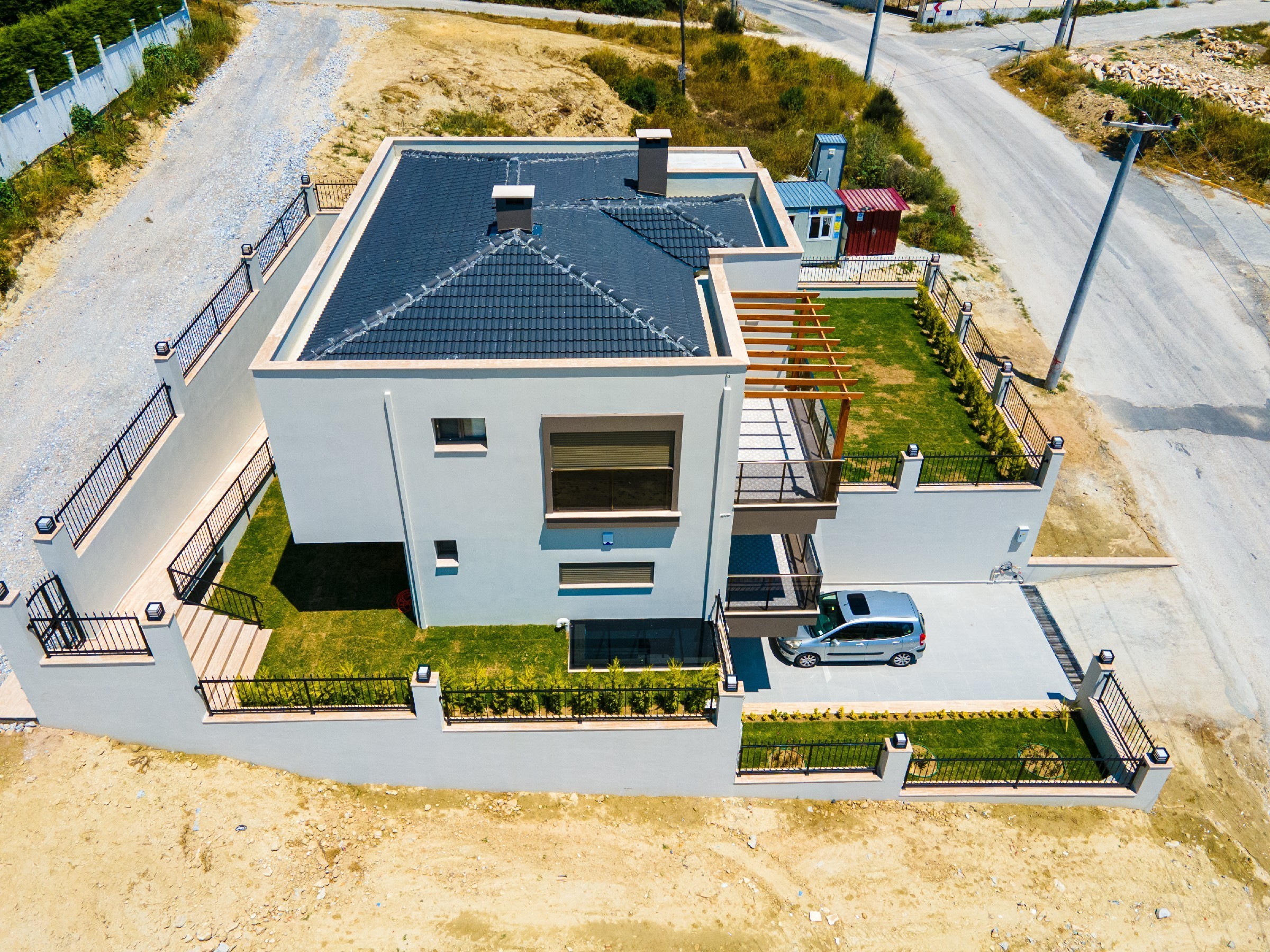 Eşsi̇z Modern Di̇zaynı Ve Bölgeni̇n En Presti̇jli̇ Projesi̇!!