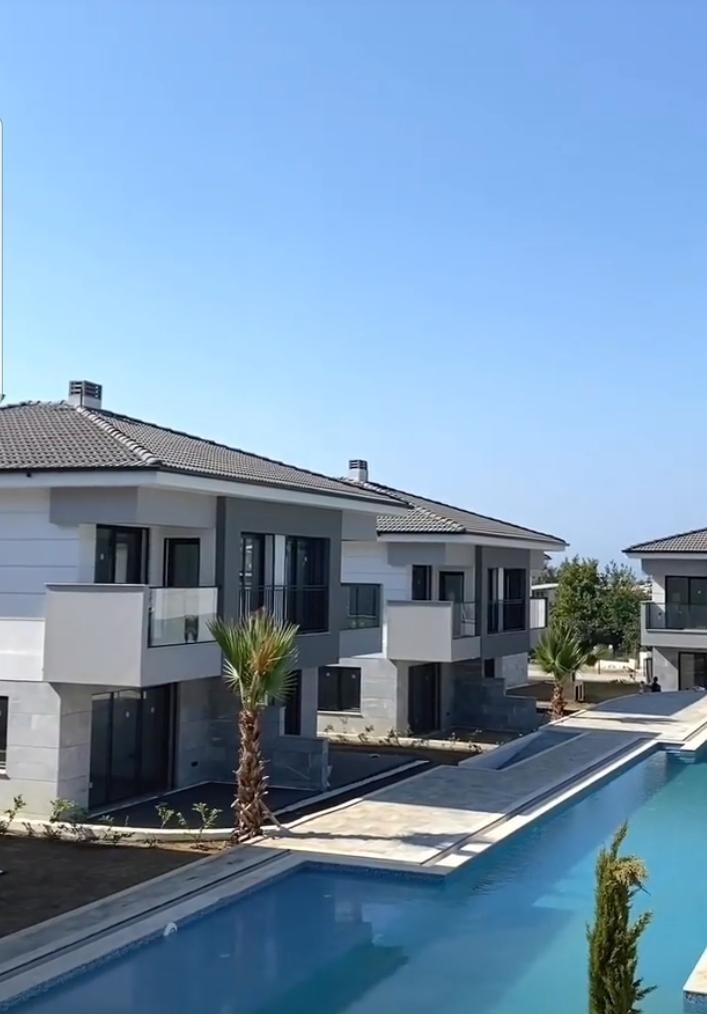 YOU ARE AT THE RİGHT PLACE AS AN İNVESTOR OR İF YOU ARE LOOING TO LİVE LİFE TO THE FULLEST