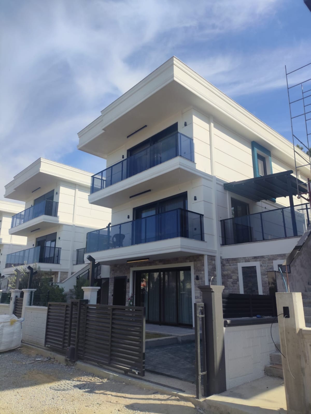 Stunning 5+2 Villa for Sale in Davutlar, Kuşadası